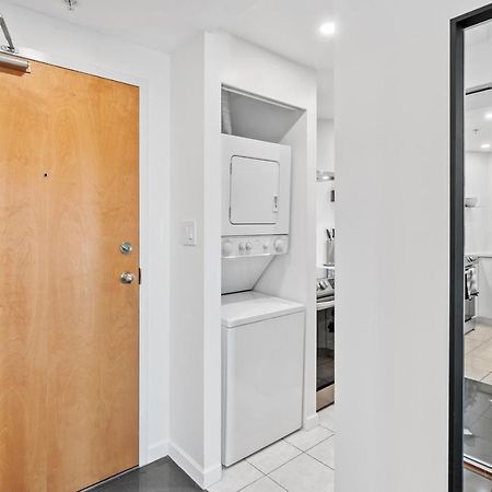 Downtown Luxury 1Br Coal Harbour Apartamento Vancouver Exterior foto