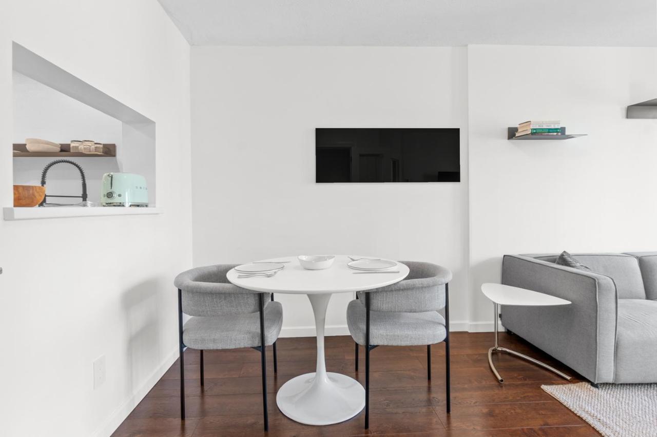 Downtown Luxury 1Br Coal Harbour Apartamento Vancouver Exterior foto