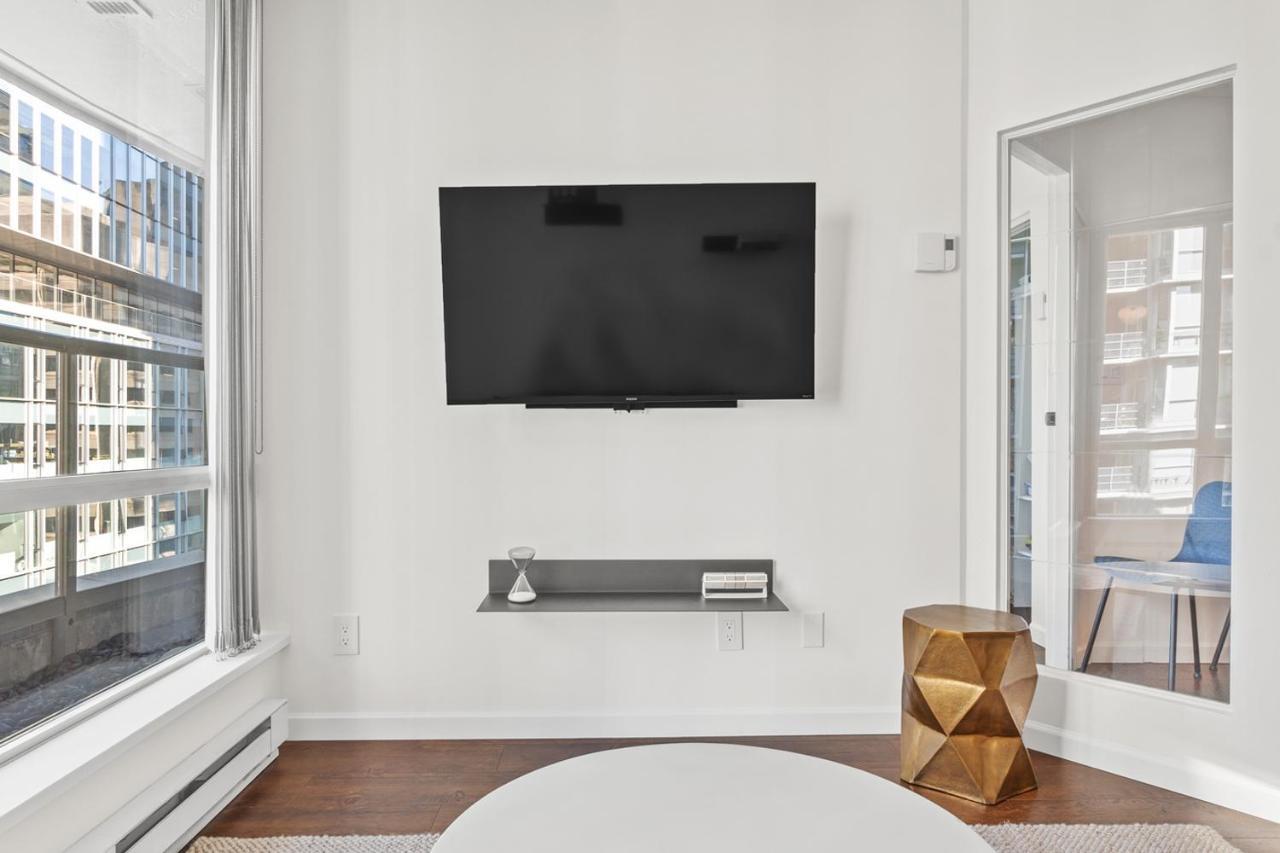 Downtown Luxury 1Br Coal Harbour Apartamento Vancouver Exterior foto