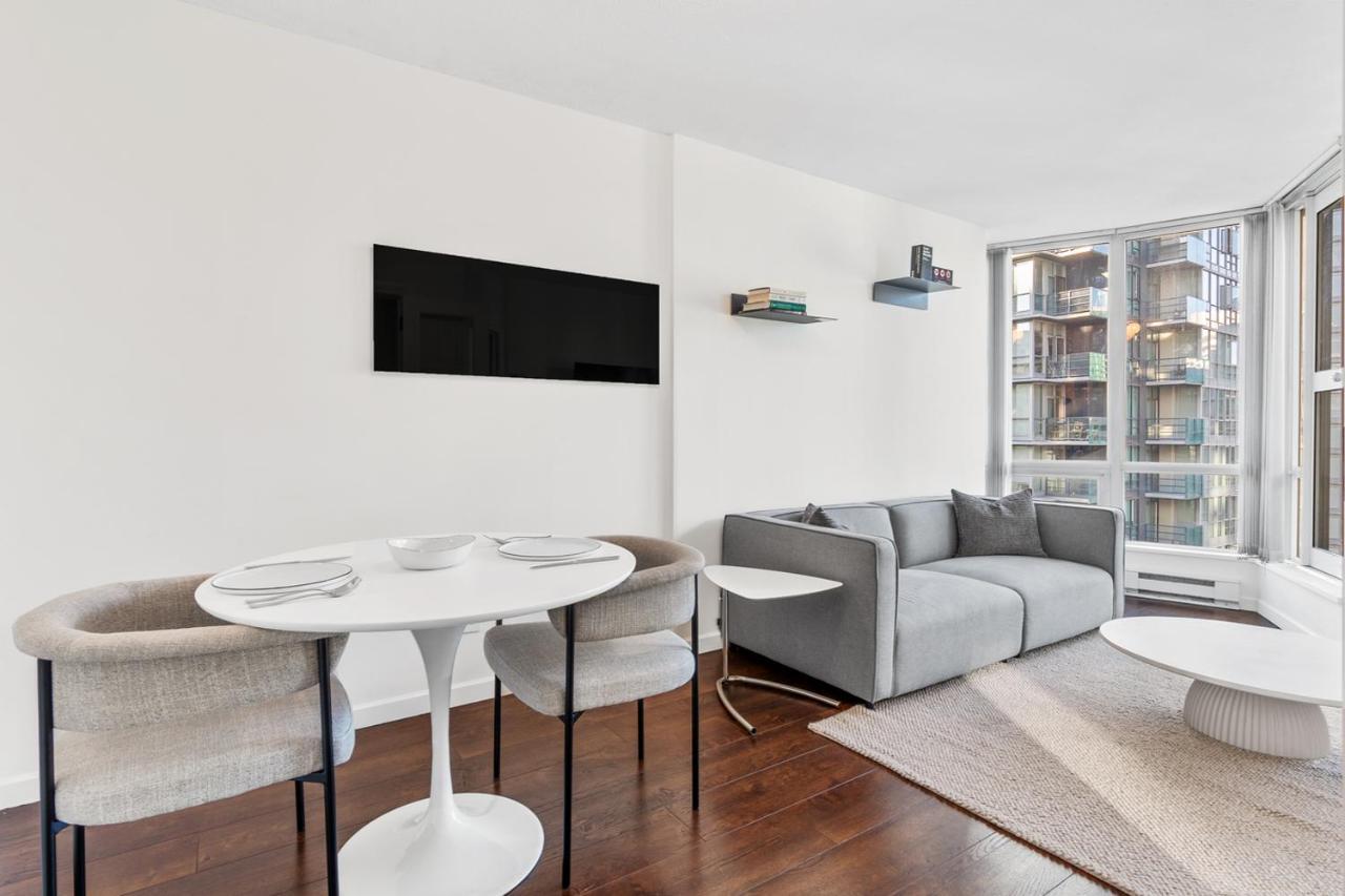 Downtown Luxury 1Br Coal Harbour Apartamento Vancouver Exterior foto